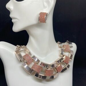 Necklace and earring set (rose gold/pink)
